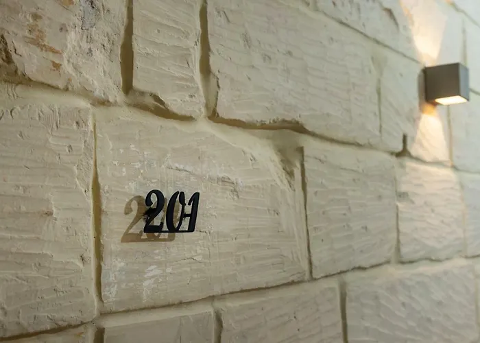 The Shipwright's Couette-café Marsaxlokk