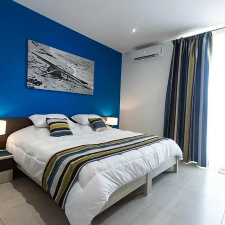 ベッド・アンド・ブレックファスト The Shipwright's マルサシュロック